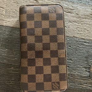 Authentic Louis Vuitton wallet